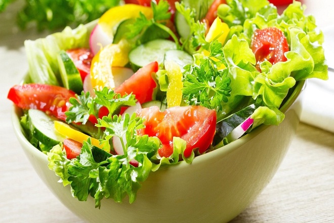 salad là món ăn vừa ngon miệng vừa giúp bạn giảm cân thành công